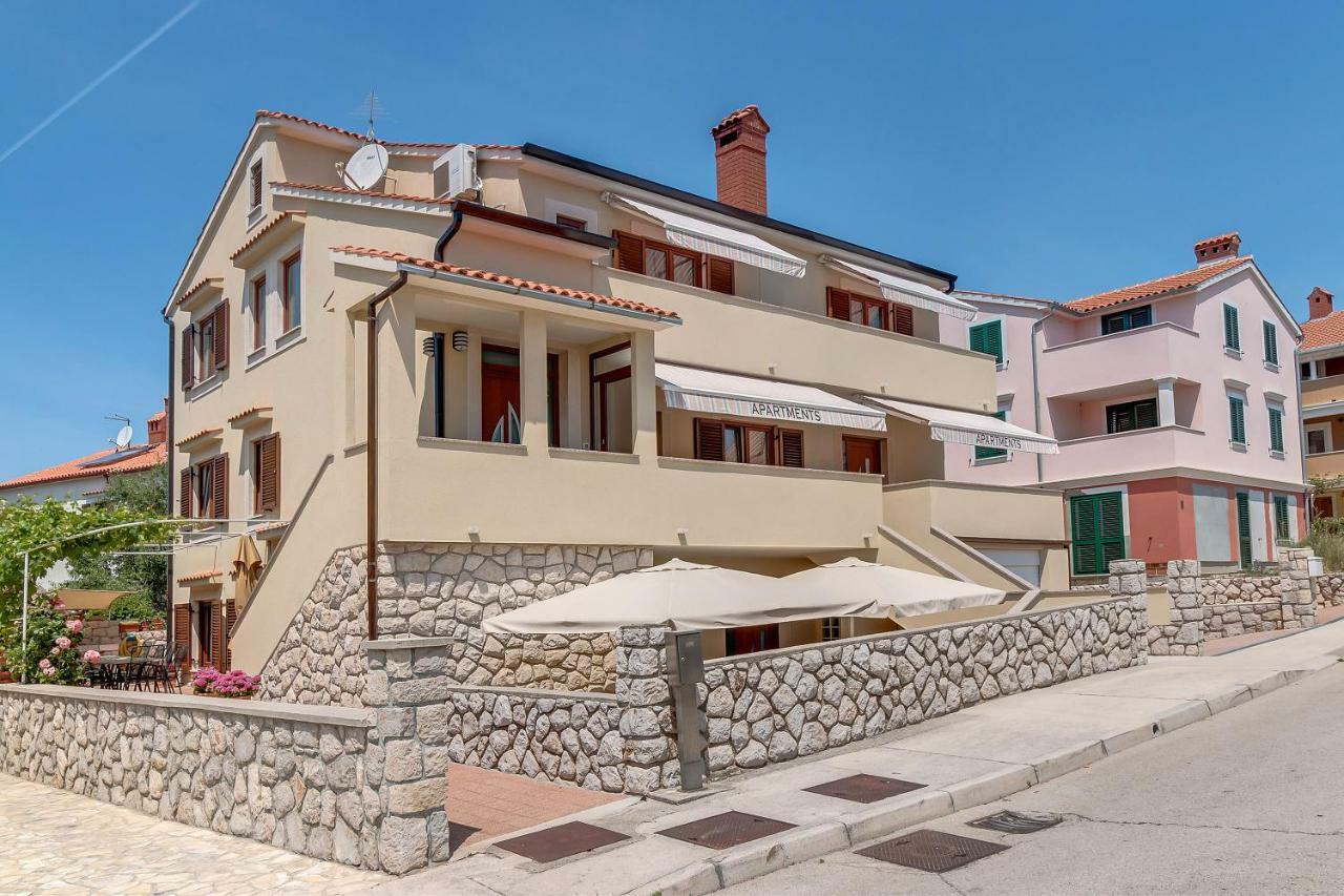 Apartments Eva Cres Exterior foto